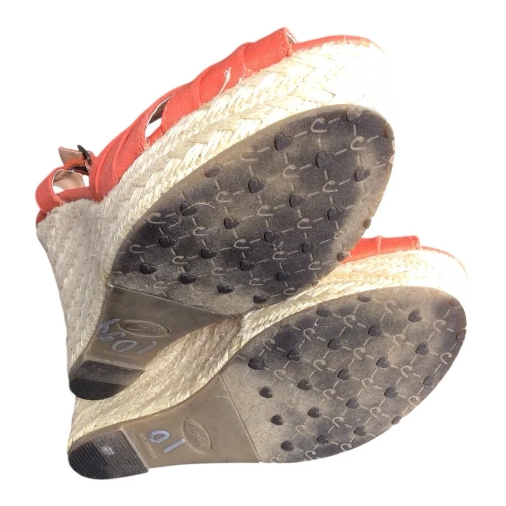 Candie's Orange Espadrille Wedges with Peep-Toe Design size 6.5